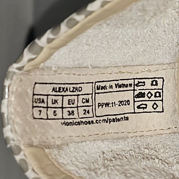 Vionic Alexa Ballet Flat Size 7 Metallic Gray Taupe Leather Lizard Print Slip On - Picture 12 of 13